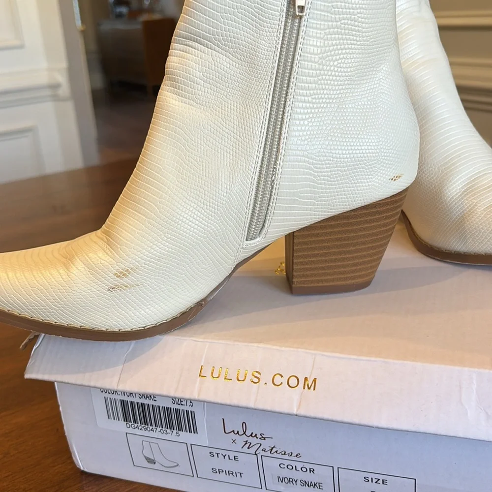 Lulu x Matisse white boots sz 7.5 - Picture 6 of 6